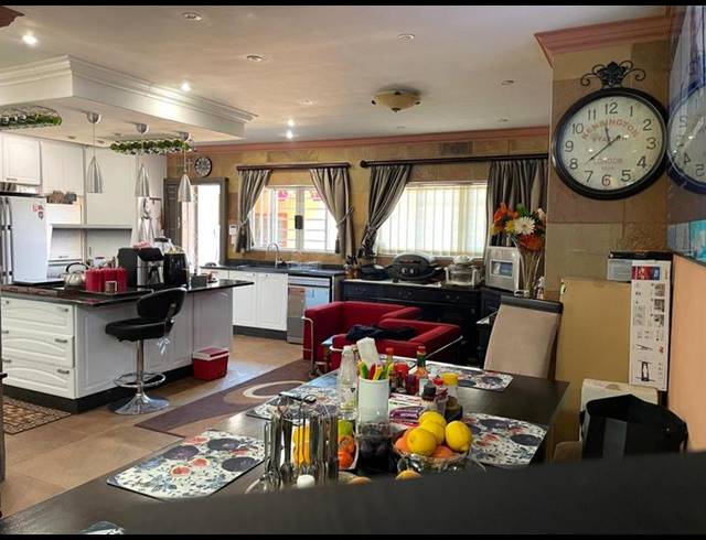 3 BEDROOM HOUSE FOR SALE IN WITPOORTJIE